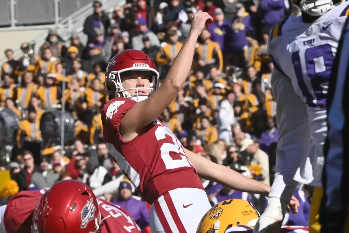 Arkansas vs. LSU: Live Score, Updates, and Highlights from Week 4 College Football Game.