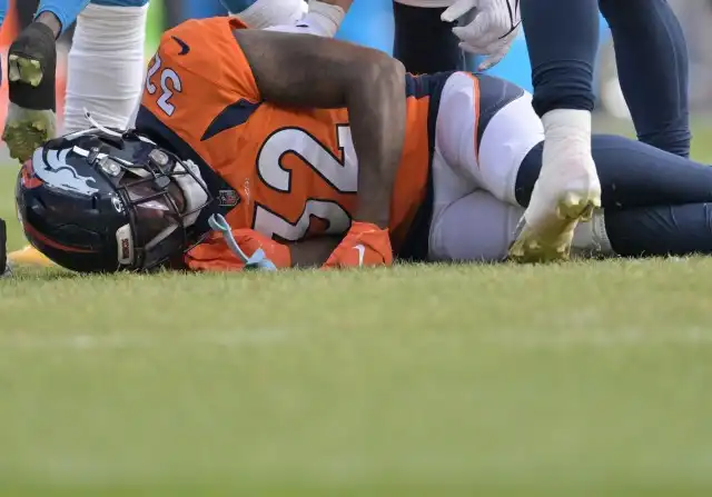 Broncos safety Delarrin Turner-Yell suffers torn ACL vs. Chargers, to be placed on IR