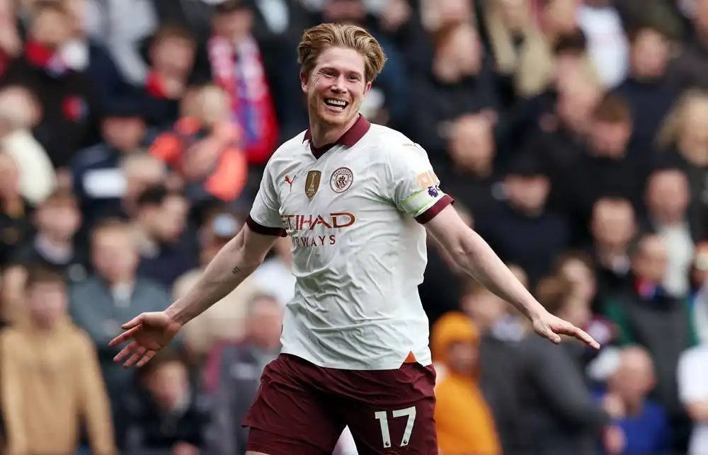De Bruyne Leads Man City to 4-2 Win Against Crystal Palace
