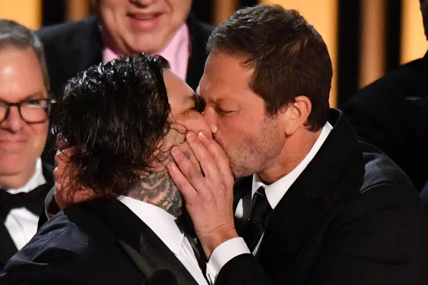 Ebon Moss-Bachrach kisses Matty Matheson during Emmys win: 'The Bear' star's viral moment