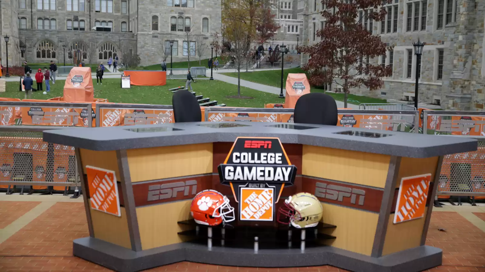 Football Fans Roast New College GameDay Intro Music's Lack of Creativity in Hilarious Fashion