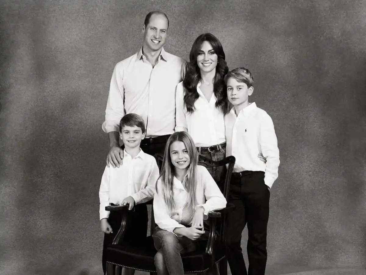 Kate Middleton photo editing confession sparks Christmas card manipulation accusations
