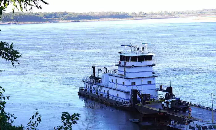 Mississippi River Saltwater Intrusion: New Orleans Declares Emergency
