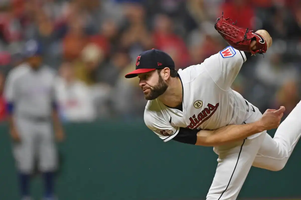 MLB free agency 2023 tracker: Lucas Giolito signs $38.5 million deal with Red Sox