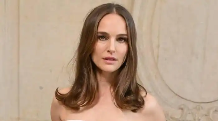 Natalie Portman discusses May December movie and young Hollywood stars