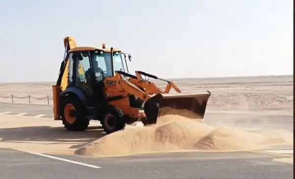 Oman sand creep desert roads solutions hazards