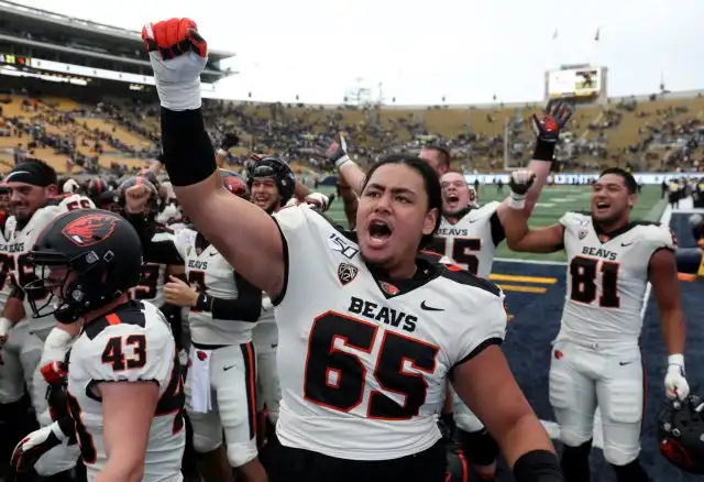 Oregon State Jonathan Smith replacement: Candidate list for Beavers' coaching search amid uncertainty