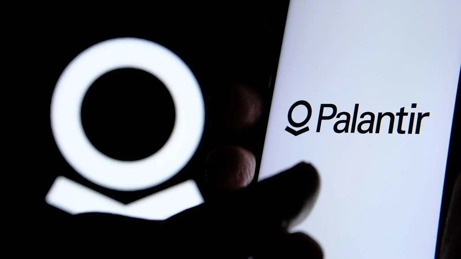 PLTR Stock Falls Palantir Reports Slowing Sales End