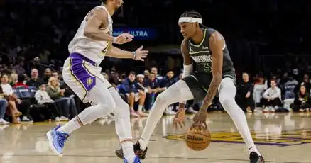 Reid scores 31 as Timberwolves defeat Lakers 127-117 without LeBron James, Anthony Davis