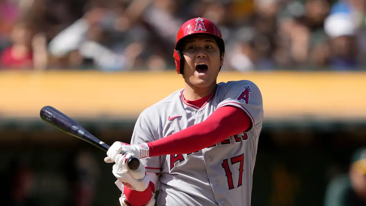 Shohei Ohtani signs $700 million contract with Los Angeles Dodgers