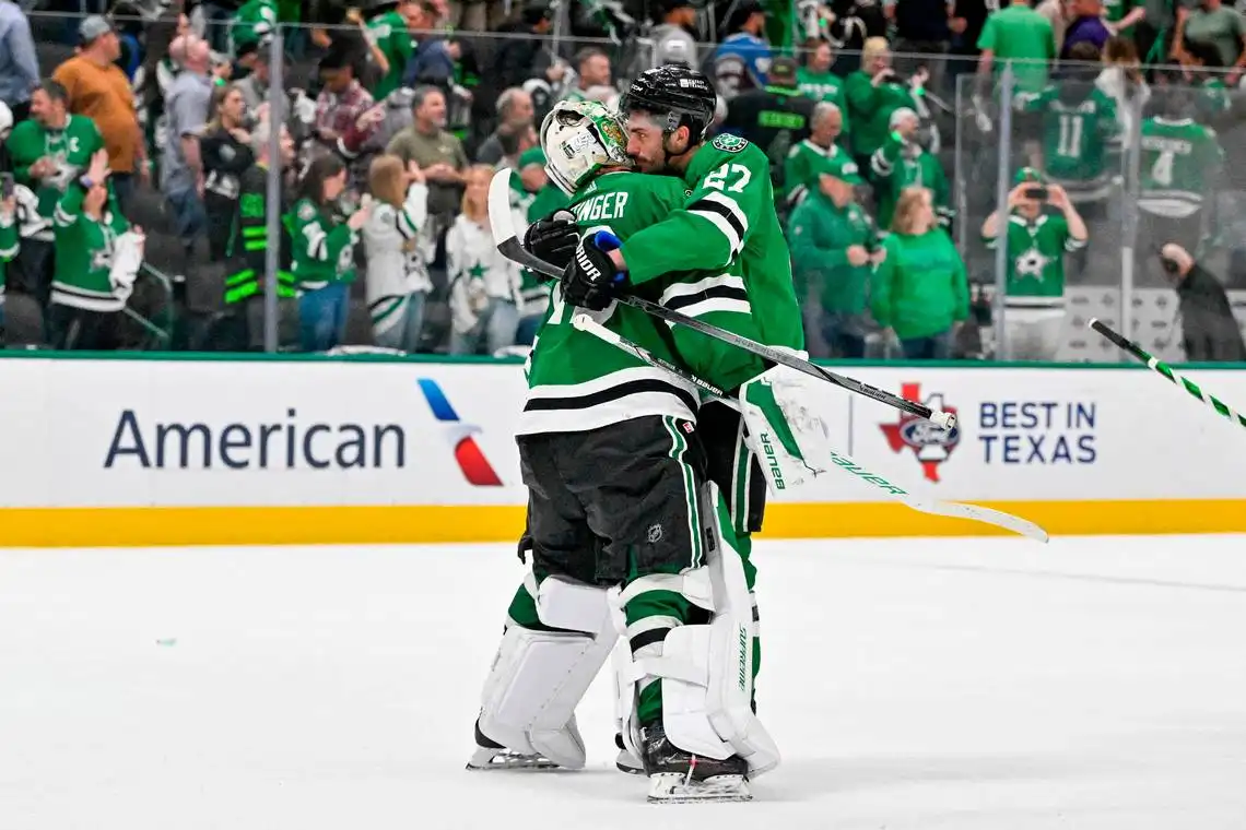 Stars even series Avalanche hit road Colorado tied 1-1