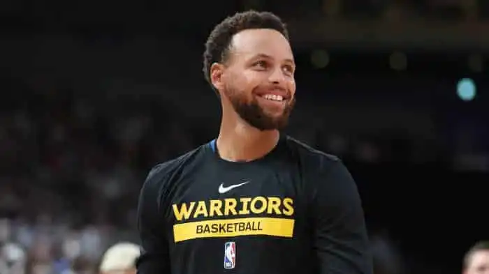 Stephen Curry sets NBA record