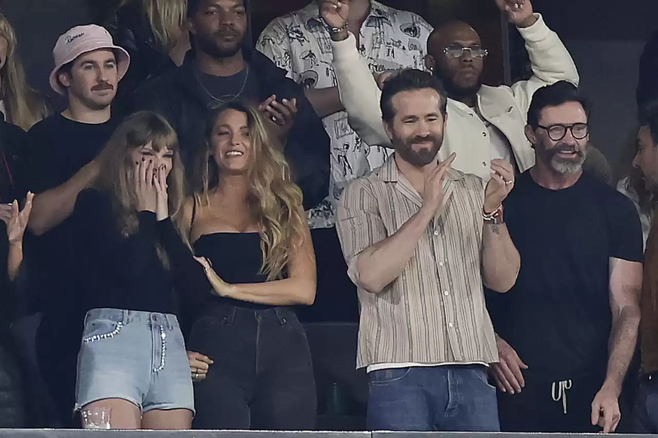 Taylor Swift brings Ryan Reynolds, Hugh Jackman, Blake Lively to support Travis Kelce at Chiefs game