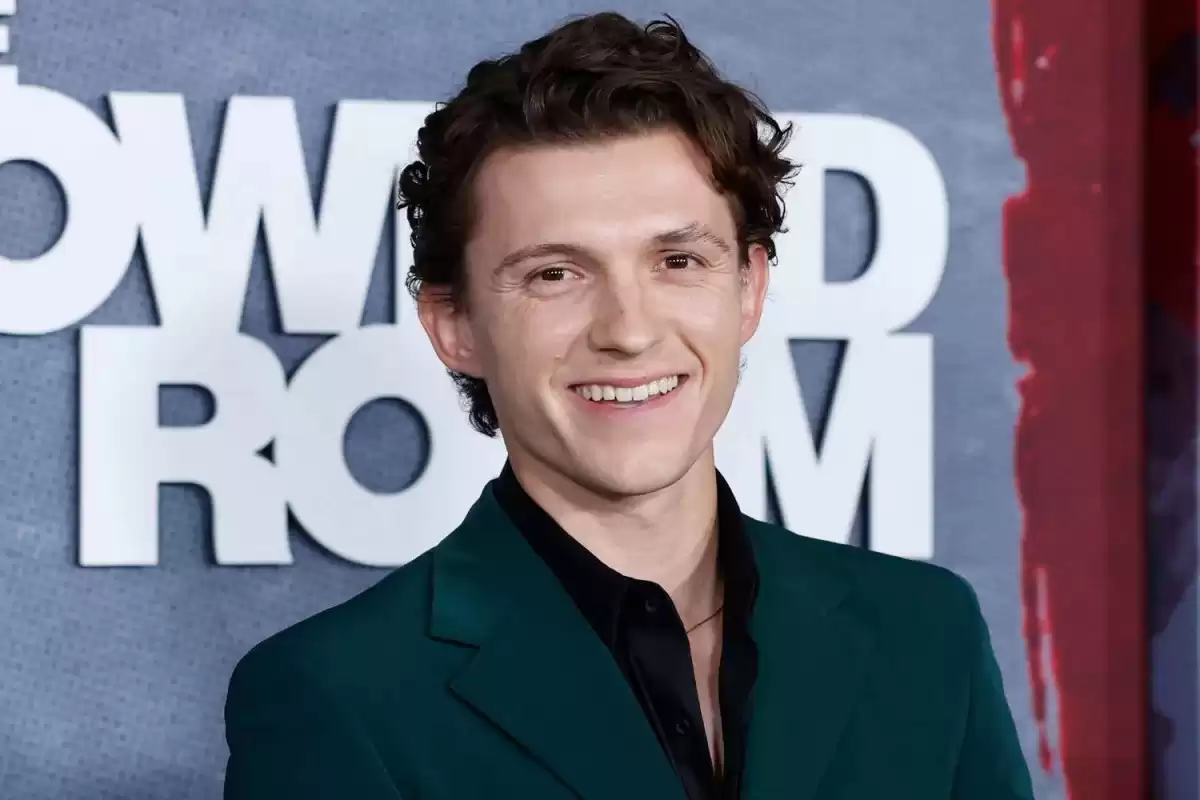 Tom Holland Hails his Sober Journey as 