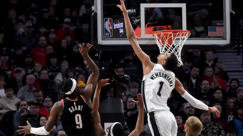 Wembanyama scores 30 points, Spurs snap skid with 118-105 win over Trail Blazers