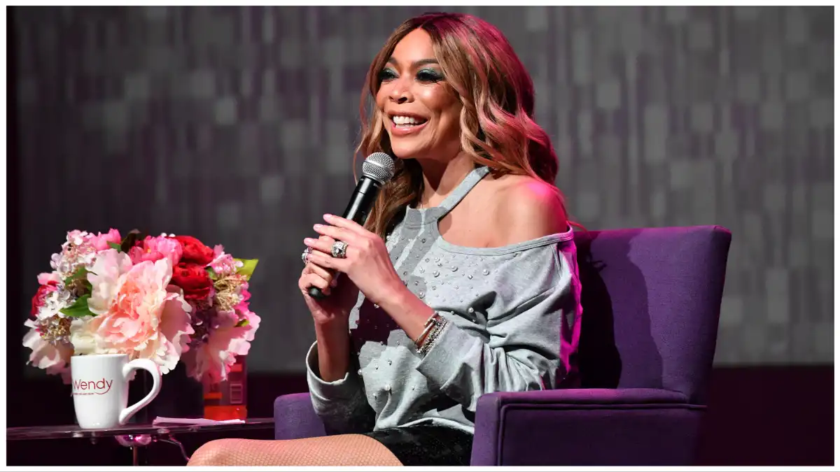 Wendy Williams removes wig, consoled by Blac Chyna over health concerns